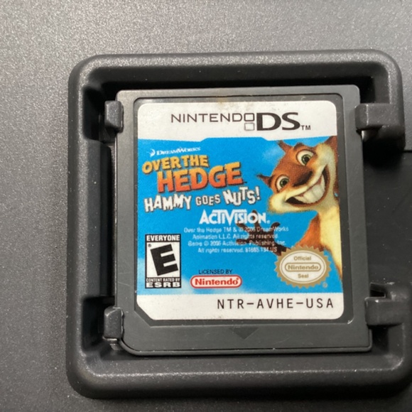 Nintendo DS Game DreamWorks Over The Hedge Hammy Goes Nuts! - Picture 4 of 5
